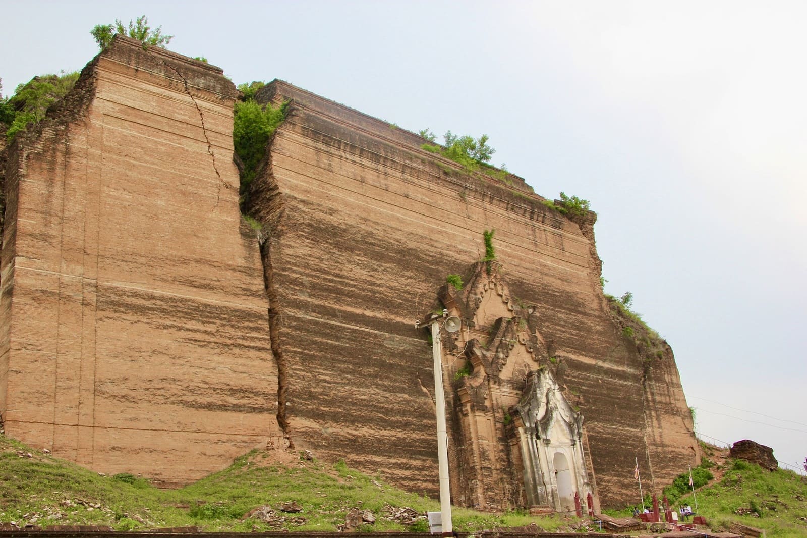 tempio incompiuto Mingun